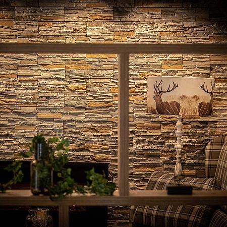 Home-Hotel Salzberg 베르히테스가덴 외부 사진 A stone wall